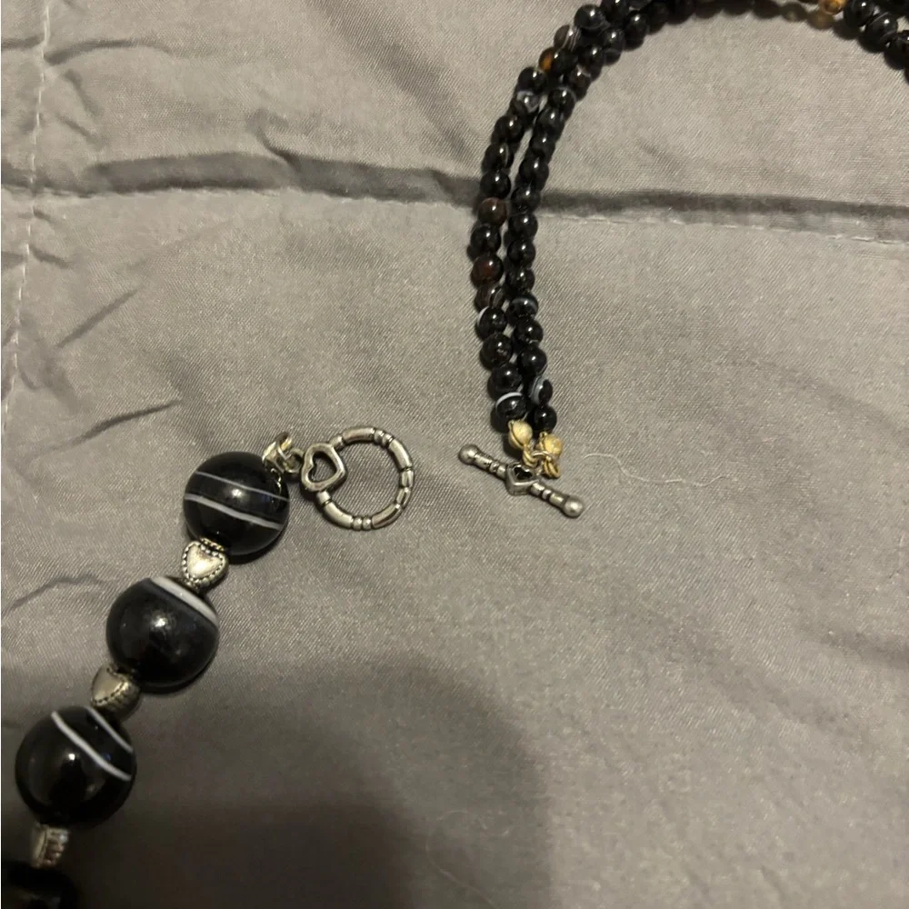 Elegant Black Beaded Necklace - Picture 5 of 13
